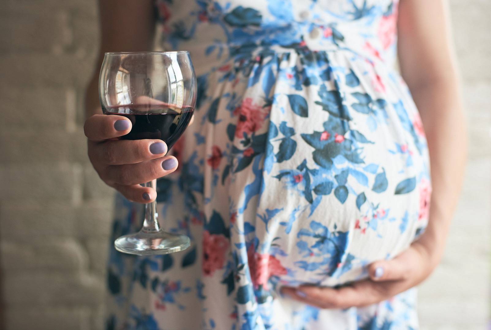 wino-bezalkoholowe-w-ciazy (1).jpg